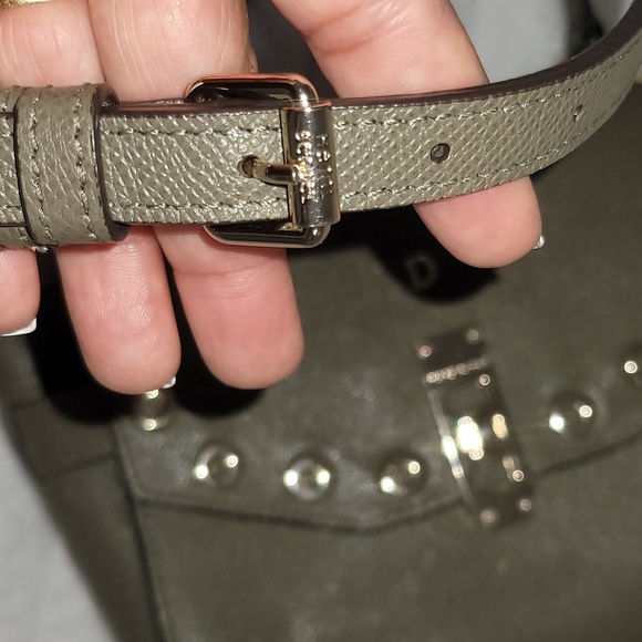 Henri Bendel Olive Green Crossbody Bag - Picture 14 of 16